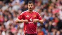 Gaji Mason Mount di MU 250 ribu Pounds per pekan atau setara Rp 5 miliar. Gaji Phil Foden di City 225 ribu Pounds per pekan atau setara Rp 4,5 miliar (Getty Images)