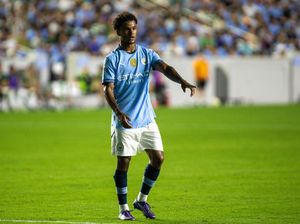 Bobb Cedera Parah, Man City Terpaksa Terjun ke Bursa Transfer Bobb Cedera Parah, Man City Terpaksa Terjun ke Bursa Transfer
