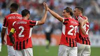 NEW YORK, NEW YORK - JULY 27: Lorenzo Colombo of AC 
Milan celebrates with teammates Davide Calabria and Filippo Terracciano after scoring the teams second goalduring a Pre-Season Friendly match between Manchester City and AC Milan at Yankee Stadium on July 27, 2024 in New York City. (Photo by Drew Hallowell/Getty Images)