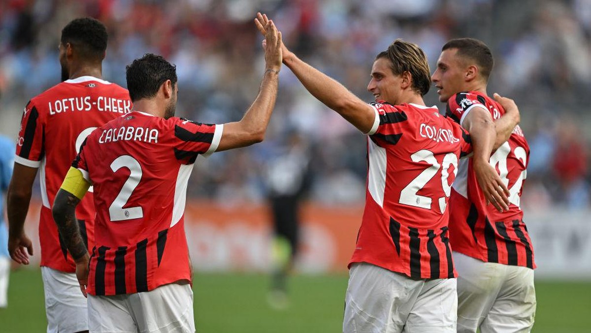 Milan menang 3-2 atas City. Foto: Getty Images/Drew Hallowell
