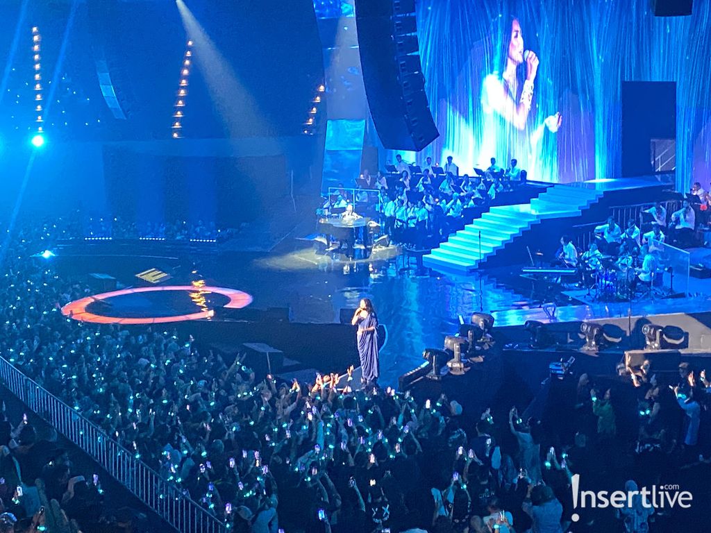 Anggun C Sasmi konser