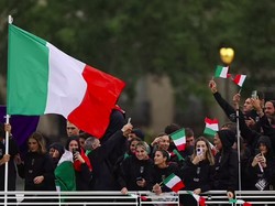 Atlet Italia Kehilangan Cincin Kawin di Sungai Seine, Istri Sebut Romantis