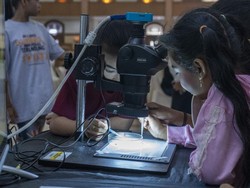 Kurangi Penggunaan Plastik Sekali Pakai untuk Cegah Diabetes pada Anak