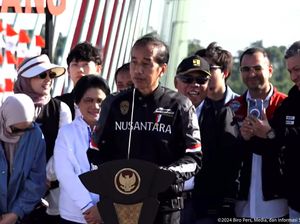 Kelakar Jokowi Ikut Menteri Basuki Ngebut Saat Motoran Bareng Artis di IKN