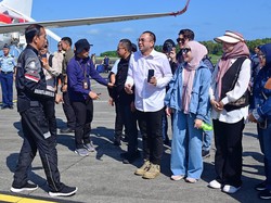 Jokowi Motoran Bareng Raffi-Gading di IKN, Resmikan Jembatan Pulau Balang