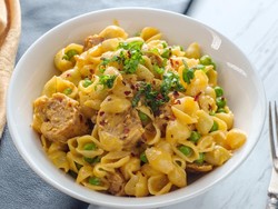 Resep Pasta Sosis Bumbu Cabai yang Kenyal Pedas Gurih