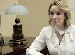 Drama Asmara Politikus yang Dijuluki Mother Rusia, Selingkuh dengan Miliuner