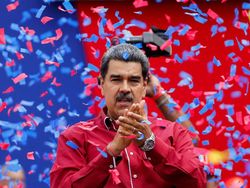 Presiden Maduro Hapus WhatsApp dari HP-nya, Sebut Ancaman Bagi Venezuela