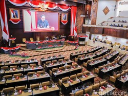 Pj Gubernur Jatim Ungkap Belanja Daerah Naik Saat Raperda P-APBD 2024