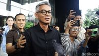 Ekspresi Wahyu Setiawan Usai 6 Jam Diperiksa KPK soal Harun Masiku