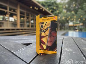 Unboxing ZTE Nubia Neo 2 5G, HP Gaming Harga Rp 2 Jutaan Unboxing ZTE Nubia Neo 2 5G, HP Gaming Harga Rp 2 Jutaan