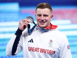 Perenang Ini COVID-19, Beberapa Jam Usai Dapat Medali Olimpiade 2024