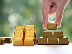 Liburan Sambil Investasi, Memang Bisa?