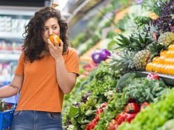 Saat Beli 4 Buah dan Sayur Ini, Cium Aromanya Untuk Deteksi Kesegaran