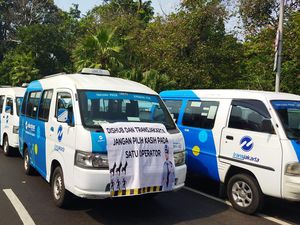 Segini Gaji Sopir JakLingko, di Bawah UMP? Segini Gaji Sopir JakLingko, di Bawah UMP?