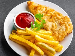 Beli Fish and Chips Rp 637 Ribu Tuai Perdebatan, Worth It atau Mahal?