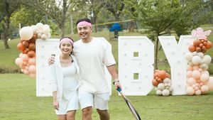 Momen Gender Reveal Gritte Agatha Berujung Sahabat Dilarikan ke RS