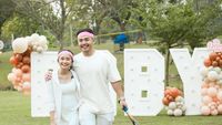 8 Foto Gender Reveal Gritte Agatha Berujung Petaka, Sahabat Dilarikan ke UGD