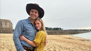 8 Potret Hannah Ballerina Farm, Selebgram yang Dijuluki Queen of Trad Wife