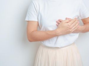 Wanita Ini Idap Kondisi Langka, Payudaranya Terus Membesar Sampai Bikin Engap Wanita Ini Idap Kondisi Langka, Payudaranya Terus Membesar Sampai Bikin Engap