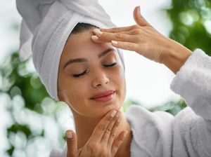 Review: Menjajal Pijat Buccal Facial Contour, Benar Beri Efek Seperti Botox?