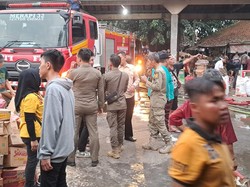 75 Kios Pedagang Pasar Ciampea Baru Bogor Ludes Terbakar