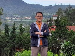 Anak Pedagang Plastik Lulus ITB dengan IPK 3,99, Begini Kisah Zaky