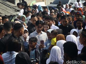 Momen Gibran Blusukan di Kota Tangerang