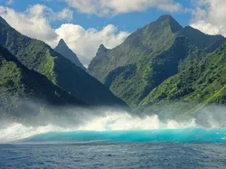 7 Poin Ombak Teahupoo yang Pupuskan Asa Surfer Rio Waida di Olimpiade 2024