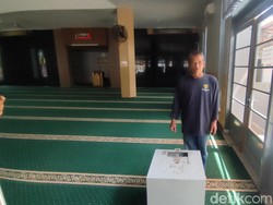 Aksi Nekat Pencuri Kotak Amal di Masjid Ciamis