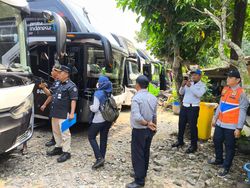 Kemenhub Berangkatkan 93 Bus Mudik Gratis Nataru