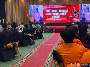 Divkum Polri Harap Lomba Debat Hukum Jadi Wadah Penyalur Pendapat Mahasiswa