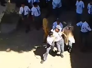 Fakta-fakta Siswa SMKN 5 Makassar Keroyok Adik Kelas hingga Babak Belur Fakta-fakta Siswa SMKN 5 Makassar Keroyok Adik Kelas hingga Babak Belur