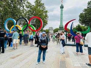 Lihat Lagi Keramaian Paris Menjelang Pembukaan Olimpiade 2024