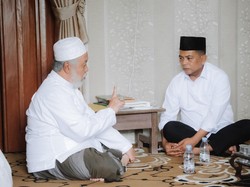 Temui Abuya Murtadho, Andra Soni Diberi Nasihat Jelang Pilgub Banten