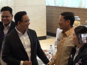 Momen Akrab Anies-Sandi di Mukernas Perindo Momen Akrab Anies-Sandi di Mukernas Perindo