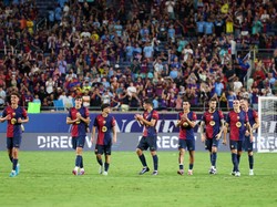 Flick ke Pemain Barcelona: Mainnya Kayak Man City Dong!