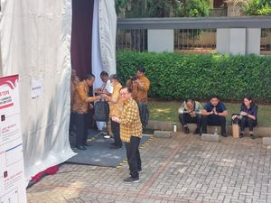 Tes Tulis Calon Dewas KPK Dimulai, Benny Mamoto Ikut Jadi Peserta Tes Tulis Calon Dewas KPK Dimulai, Benny Mamoto Ikut Jadi Peserta