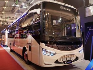 Bus Mesin Depan Dijadikan Sleeper, Emangnya Nyaman?