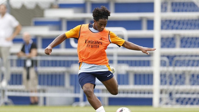 CHICAGO, ILLINOIS - JULY 29: Endrick Felipe, player of Real Madrid, is training with his teammates on July 29, 2024 in Chicago, Illinois. (Photo by Antonio Villalba/Real Madrid via Getty Images)