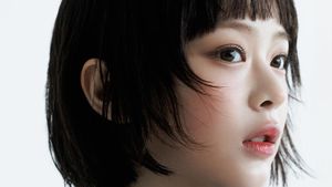 8 Foto Hanni NewJeans yang Populerkan Potongan Bob, Jadi Tren Rambut 2025