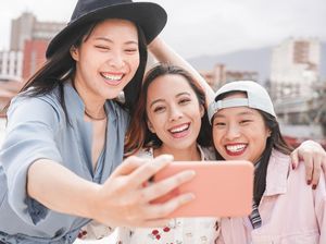 Transaksi Mudah di Luar Negeri dengan Kartu Kredit BRI World Access Transaksi Mudah di Luar Negeri dengan Kartu Kredit BRI World Access