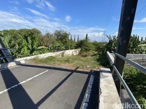 Ada Jembatan Prank di Surabaya, Seperti Apa? Ini Penampakannya Ada Jembatan Prank di Surabaya, Seperti Apa? Ini Penampakannya