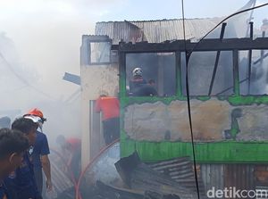Kebakaran Hanguskan 3 Rumah di Palembang, Diduga karena Masak Air Ditinggal