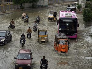Penampakan Banjir Rendam Kawasan Karachi Pakistan
