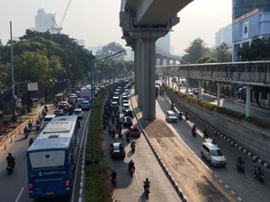 Lalin Jl Rasuna Said Macet Imbas Proyek Galian