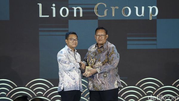 Momen Batam Aero Technic Milik Lion Group Sabet Anugerah Ekonomi Hijau