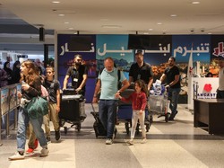 Lebanon Dibayangi Perang Picu Negara Lain Minta Warganya Hengkang