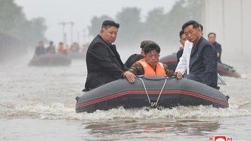 Tangan Besi Kim Jong Un Tembak Mati 30 Pejabat karena Gagal Tangani Banjir