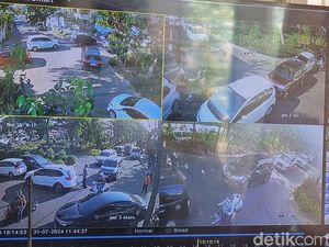 Dishub Sebut Kemacetan Bukan Pangkal Konflik Warga dengan Sekolah Petra Dishub Sebut Kemacetan Bukan Pangkal Konflik Warga dengan Sekolah Petra